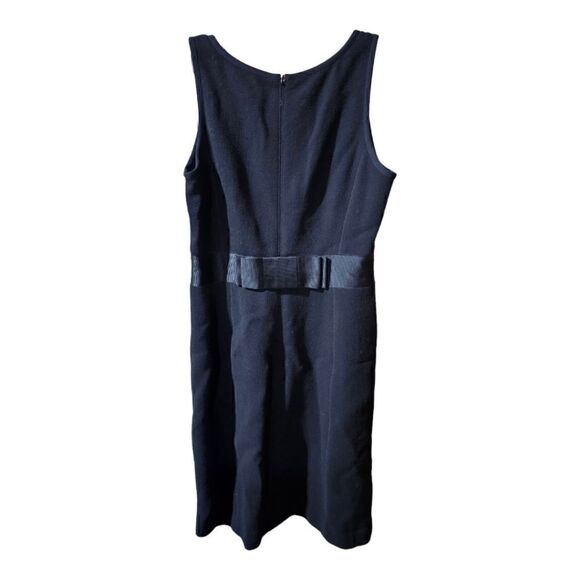 ANN TAYLOR Black Sheath Dress with Back Waist Bow Accent Slimming - Size 10 - Picture 2 of 7